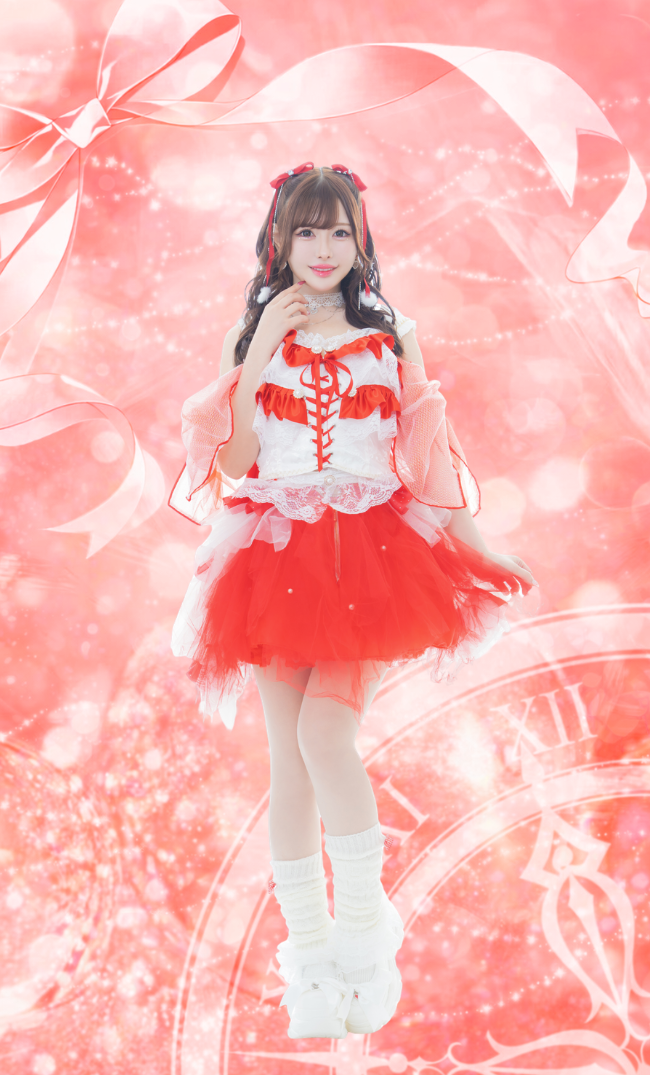 赤色 桜井みくりの全身アーティスト写真